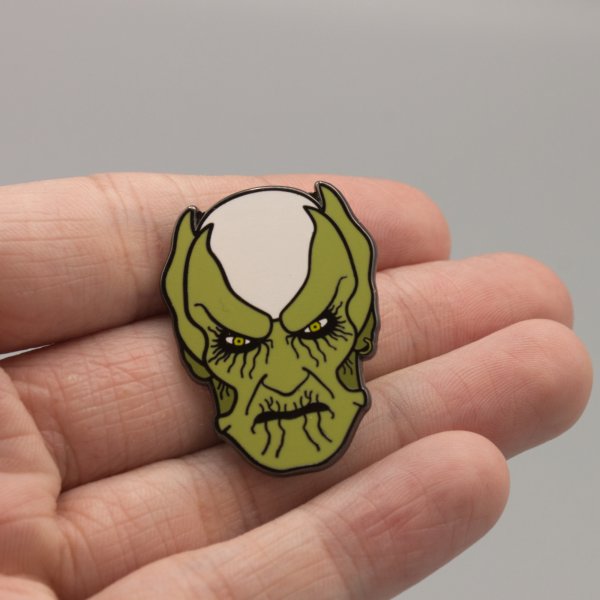 Soul Reaver: Kain hard enamel pin