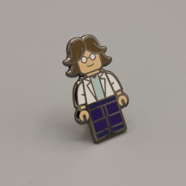 Otacon minifig hard enamel pin